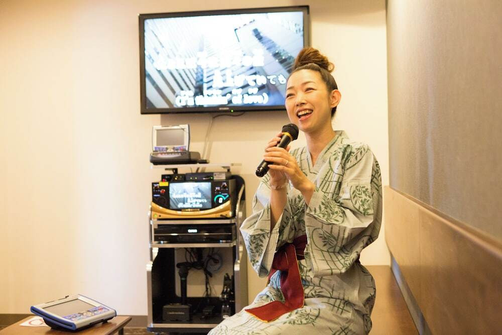 カラオケ ルーム