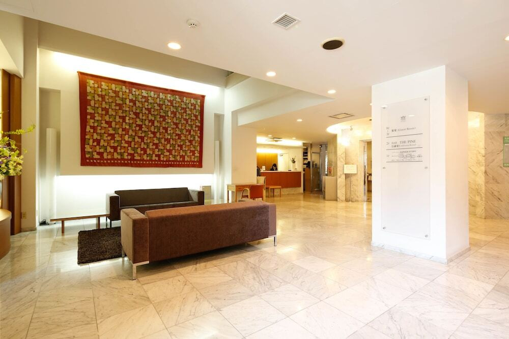 ロビーラウンジ