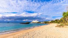 Mr.KINJO 万座ビーチ前