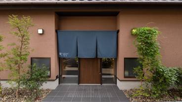 施設の入り口 / 4