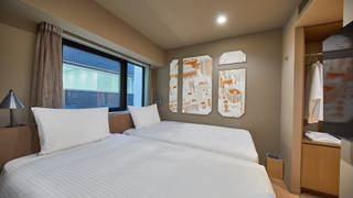 サイドバイサイド (スタジオツイン)