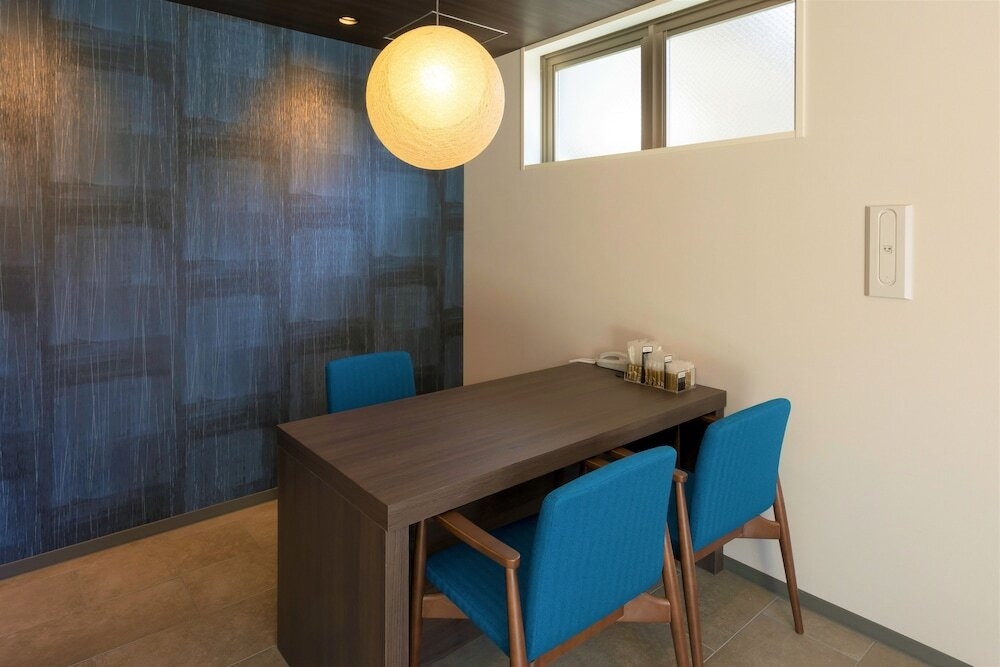 コンシェルジュ デスク