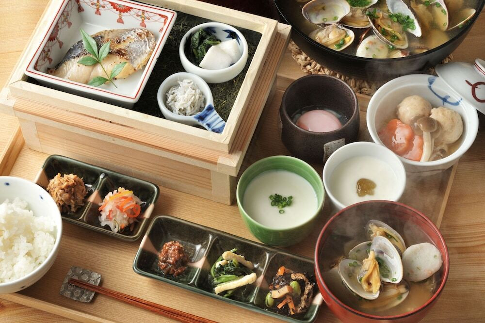 朝食