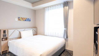 スタンダード ルーム クイーンベッド 1 台 禁煙