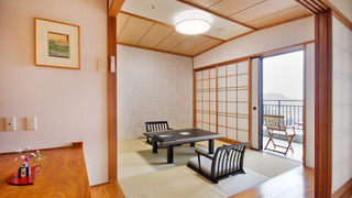 和洋室 ツインベッド+和室4.5畳 禁煙