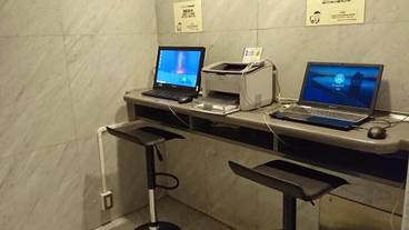 ビジネスセンター / 9