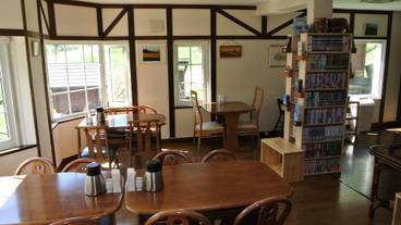 朝食スペース / 6