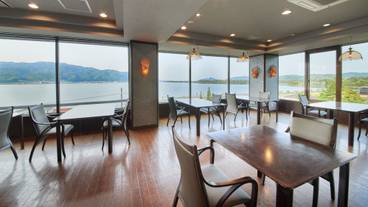 雅歌亭の内観 / 2