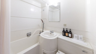 エコノミー ダブルルーム 喫煙可