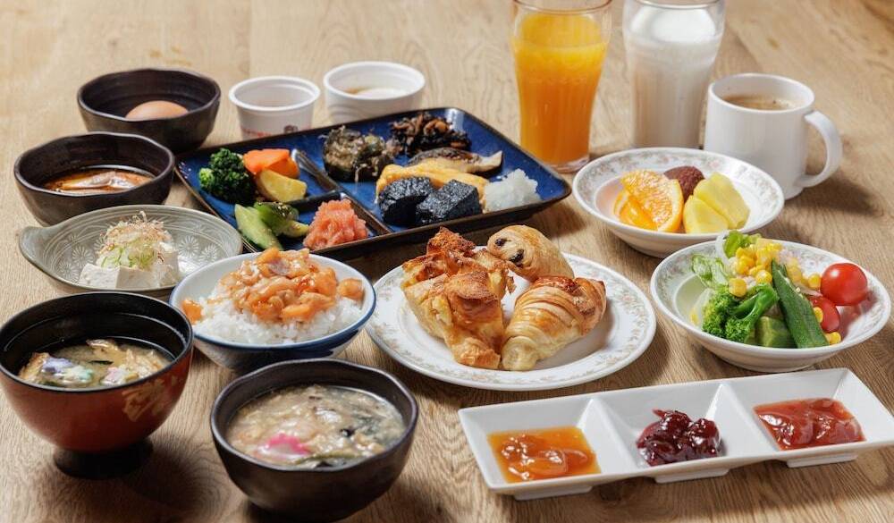 朝食ビュッフェ一例 / 1