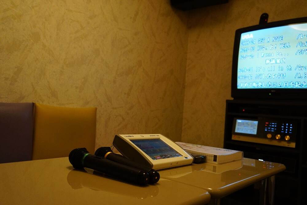 カラオケ ルーム