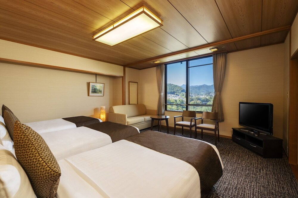 4. 多摩川の清流が間近に！「亀の井ホテル 青梅」3482649