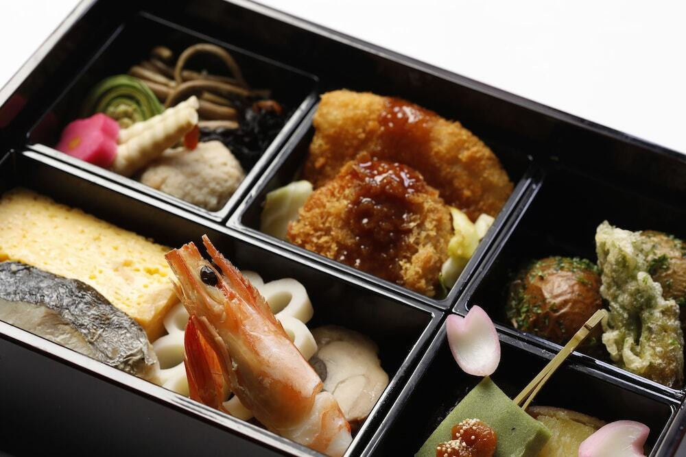 朝食