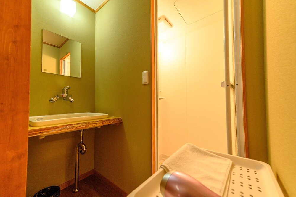 バスルームのシャワー