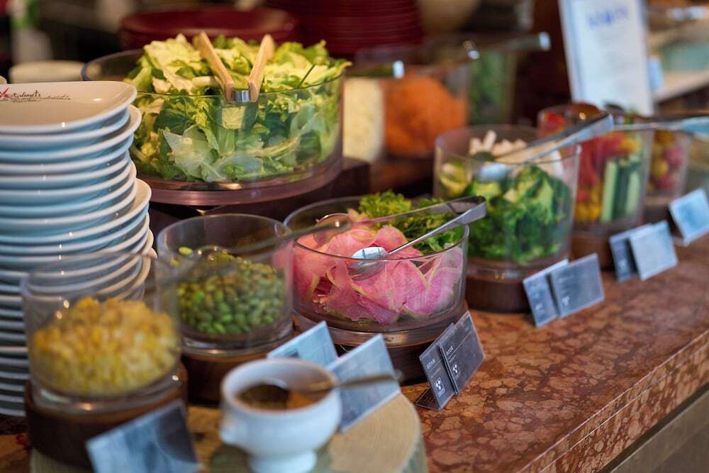 朝食ビュッフェ