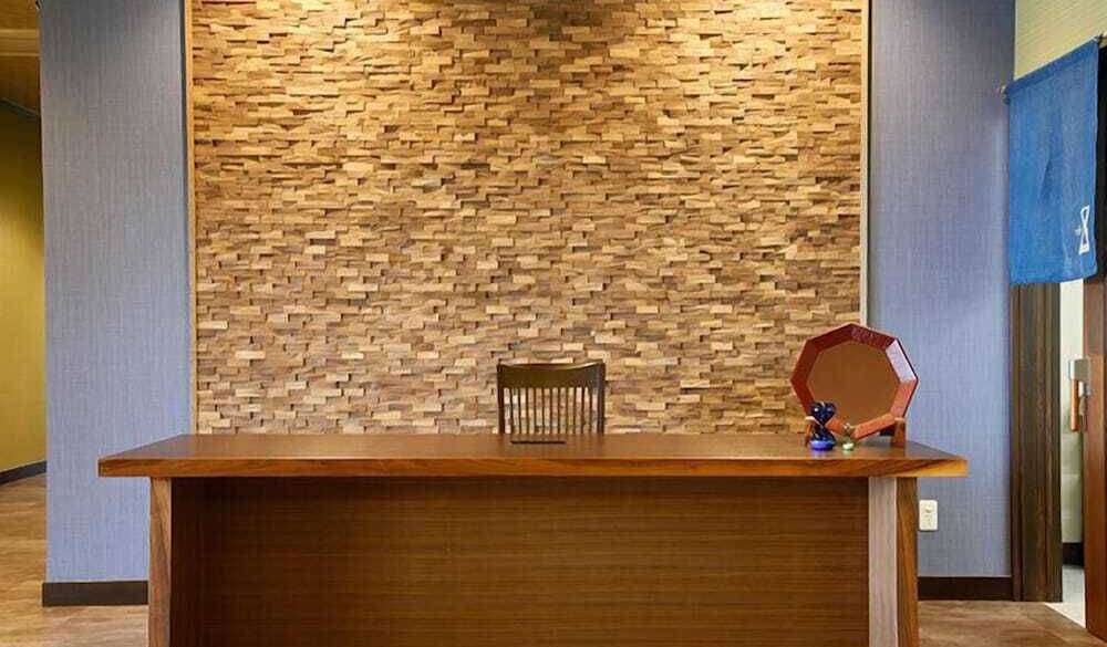フロント / 2