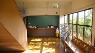 内部エントランス / 2