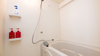 コンフォート 4 人部屋 ダブルベッド 2 台