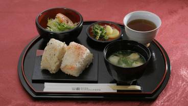 食事・飲み物 / 2