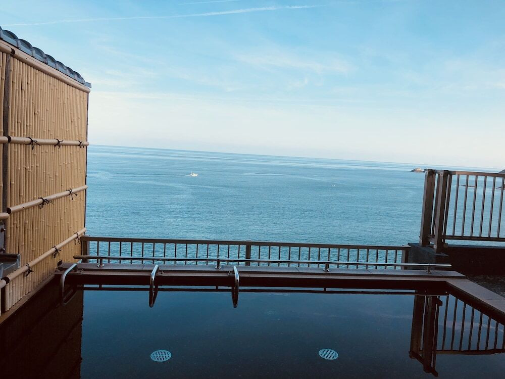 ウミガメの産卵地まで徒歩圏。海の景色に癒される滞在を4010129