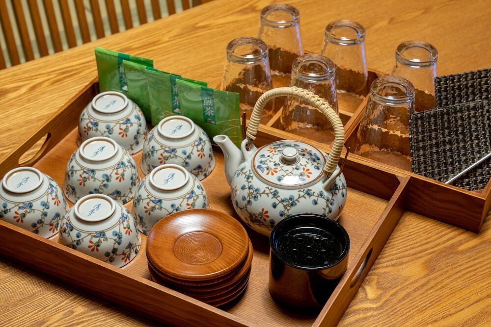 客室内のダイニングエリア