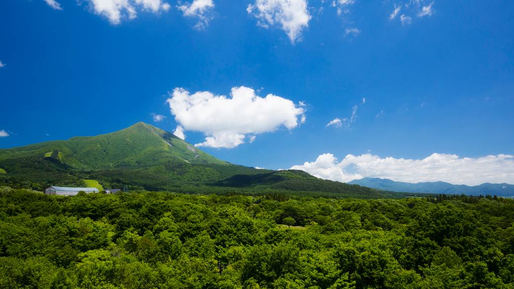 磐梯山の麓に位置するホテル / 3