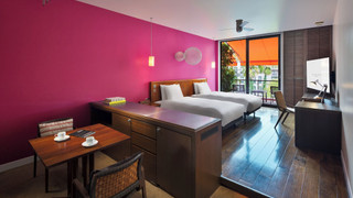 ツイン [サウナ/クラブラウンジ/ミニバー/バルコニー付]