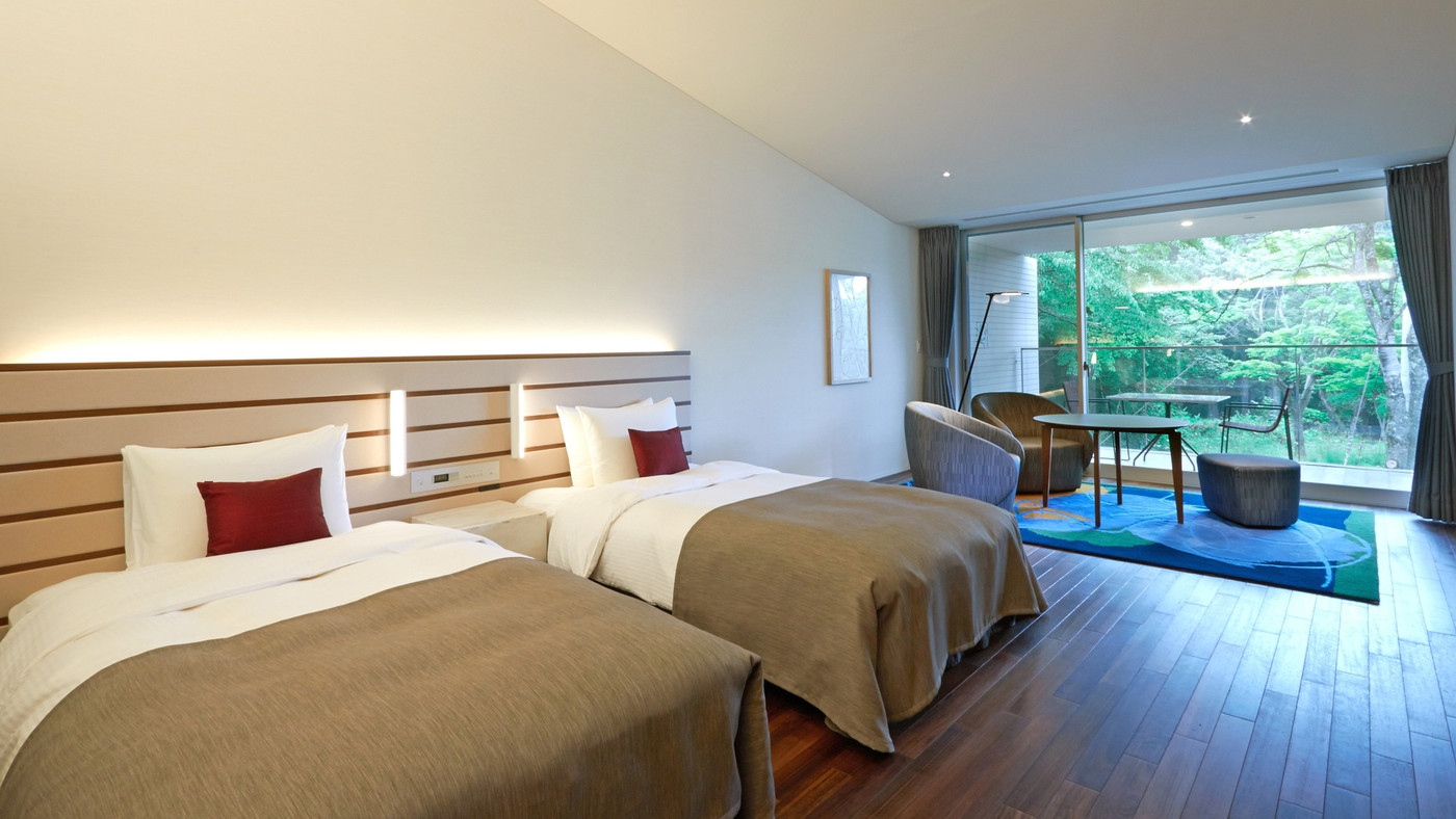 敷地は約15,000坪。お散歩シューズで気ままに庭園散策♪3934538