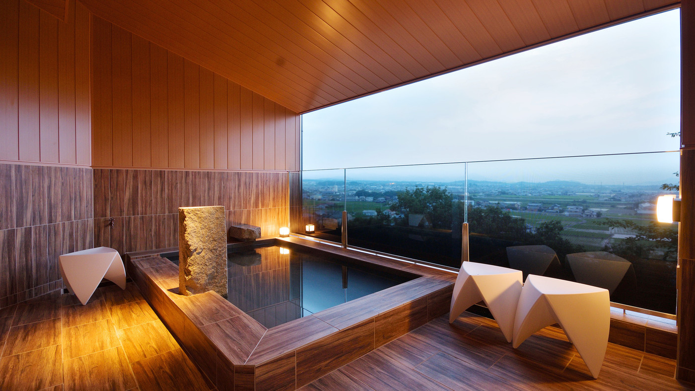 THE CHELSEA BREATH3560833