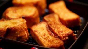 朝食ビュッフェのフレンチトースト例 / 6