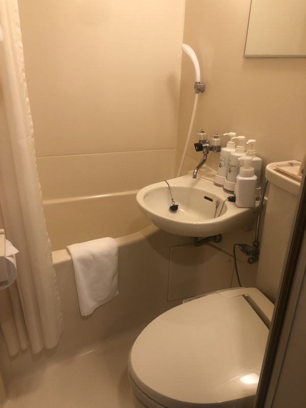 お風呂は激せま。