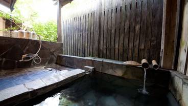 客室露天風呂一例② / 6