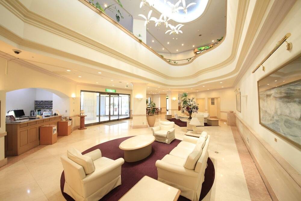 鴨川グランドタワー