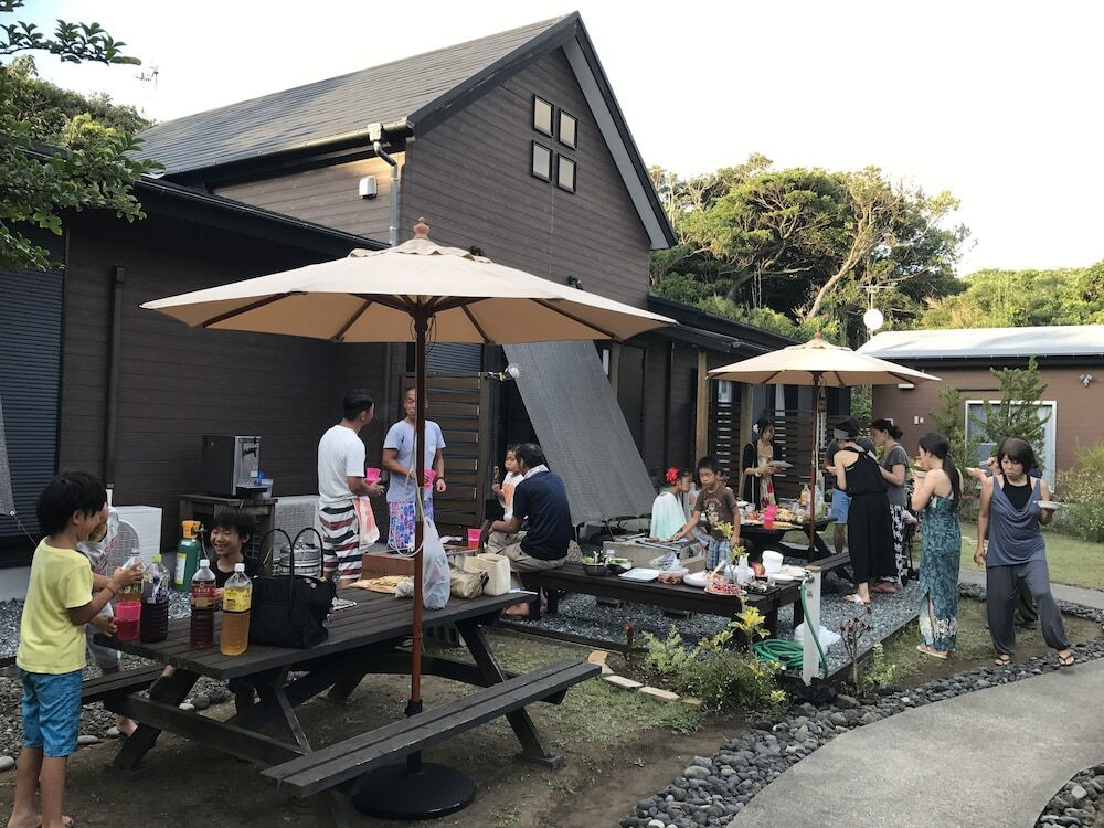 屋外ダイニングエリア