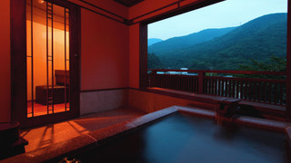 [専用風呂] 部屋タイプ指定なし 貸切温泉30分付き 夕朝部屋食 禁煙