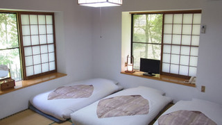 4人部屋　バス・トイレ共用　禁煙 (貸し切り温泉のご利用予約は、ご到着後に受け付けております。)