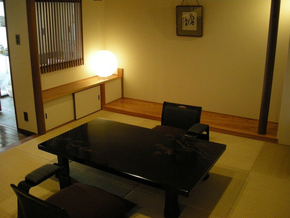 客室 畳スペース