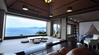 離れ華館 『桜』 [和洋室] [禁煙] [海が見える]