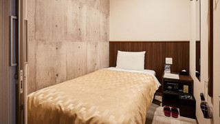 2カプセルルーム 女性用 共用シャワーとトイレ