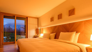 山の間 (6歳以上は有料, 最大2名様) 禁煙