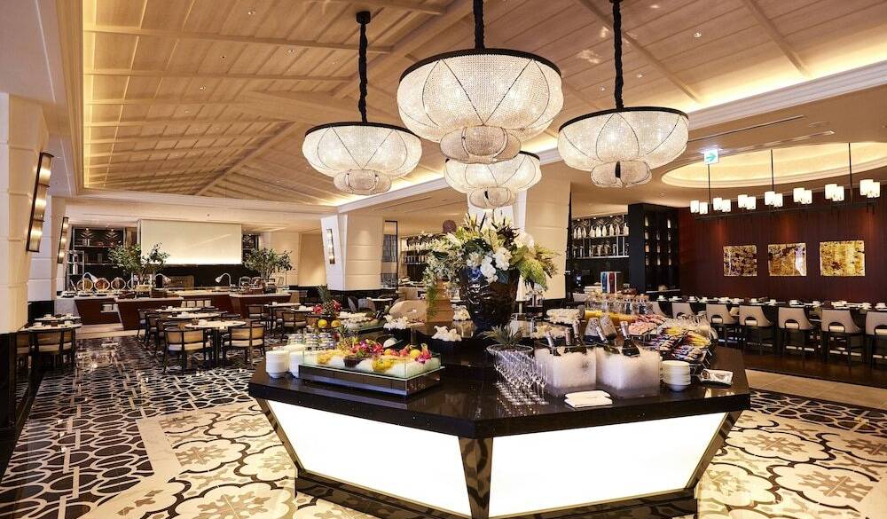 ビュッフェ「Nashiro」 / 1