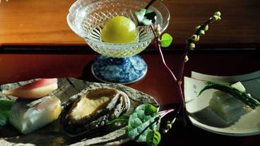 食事・飲み物 / 12