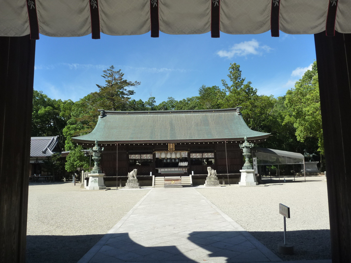 「伊弉諾神宮」で良縁祈願をしよう4066309