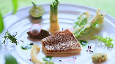 食事・飲み物 / 3