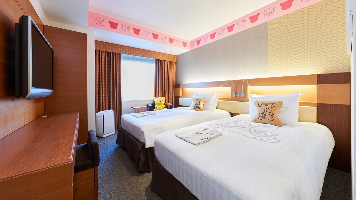 カーテンには365種類のコアラたちが隠れているよ♪レアなコアラを見つけてみよう4229393