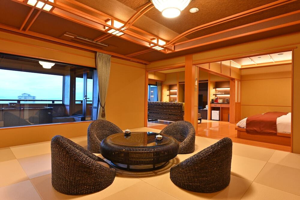 日常を忘れてゆったりと贅沢な時間を満喫できる宿3648385