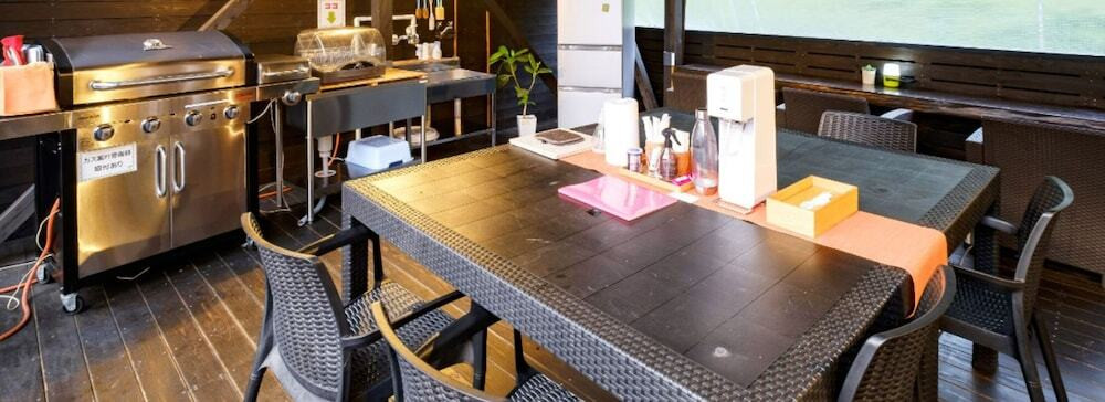 老舗旅館の敷地に現れたグランピング施設3906984