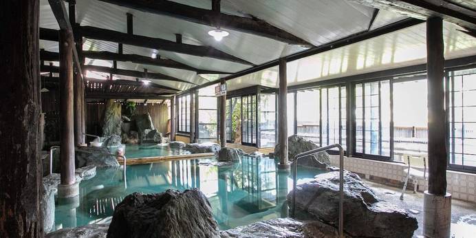 筑後川温泉 虹の宿 ホテル花景色（福岡県 旅館） / 1