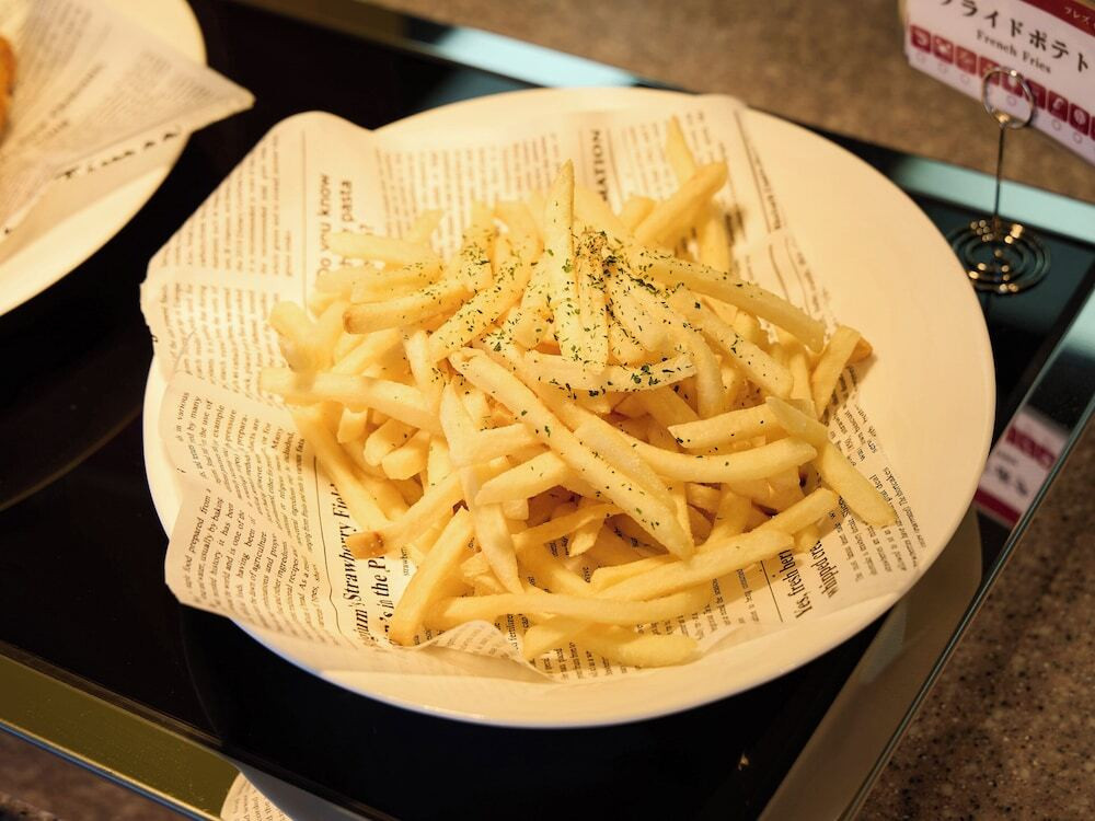 朝食