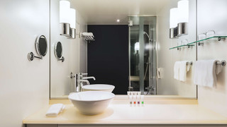 Swiss Advantage Room ルーム キングベッド 1 台